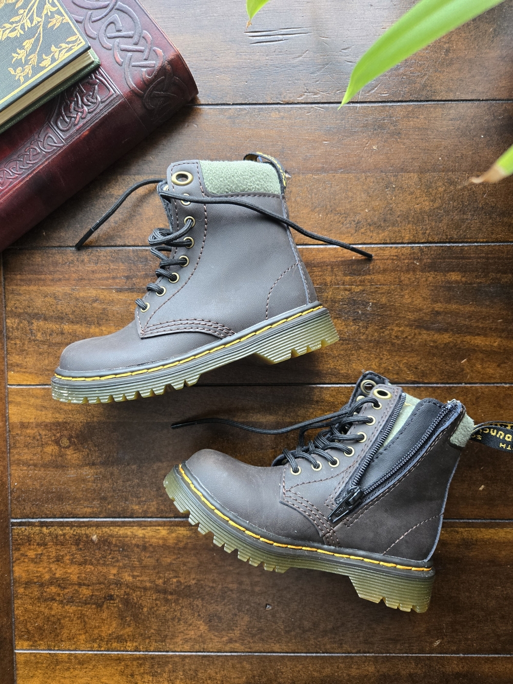 Dr. Martens Toddler Brown Lace-Up Ankle Boots with Fleece Cuff